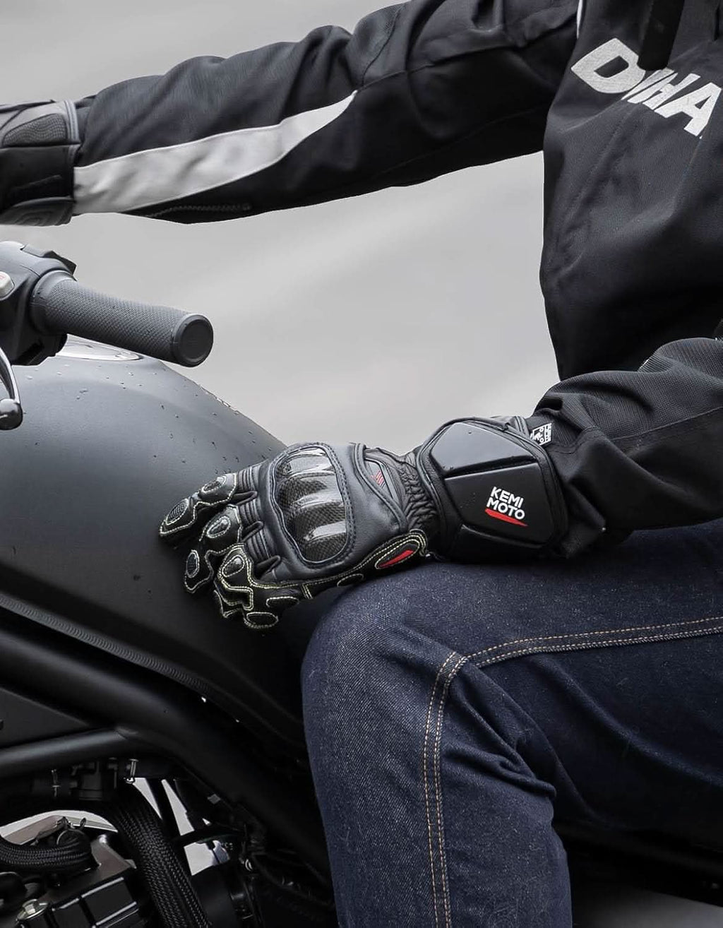 Leather Motorcycle Gloves with Kevlar & Carbon Fiber Protection